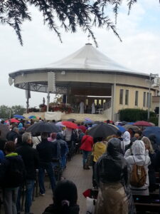 ADORAZIONE EUCARISTICA A MEDJUGORJE