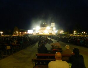 ADORAZIONE EUCARISTICA A MEDJUGORJE