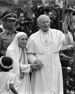 Madre Teresa: è dal divorzio che viene la povertà più grande