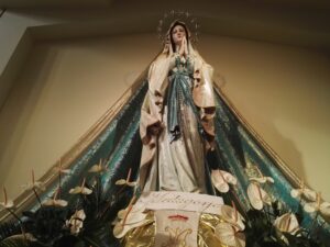 Le lacrima­zioni , dopo il restauro, della statua nella Chiesa di S. Giacomo a Medjugorje Una delle domande