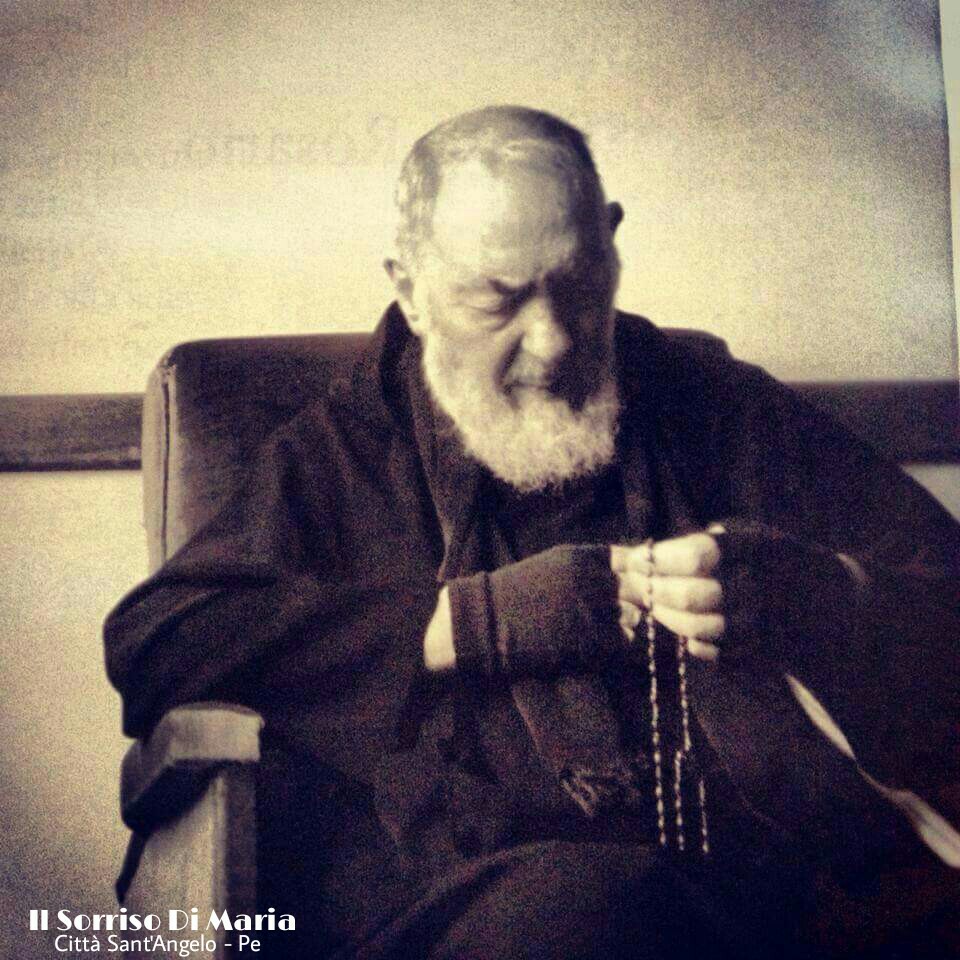 Santo Rosario con Padre Pio