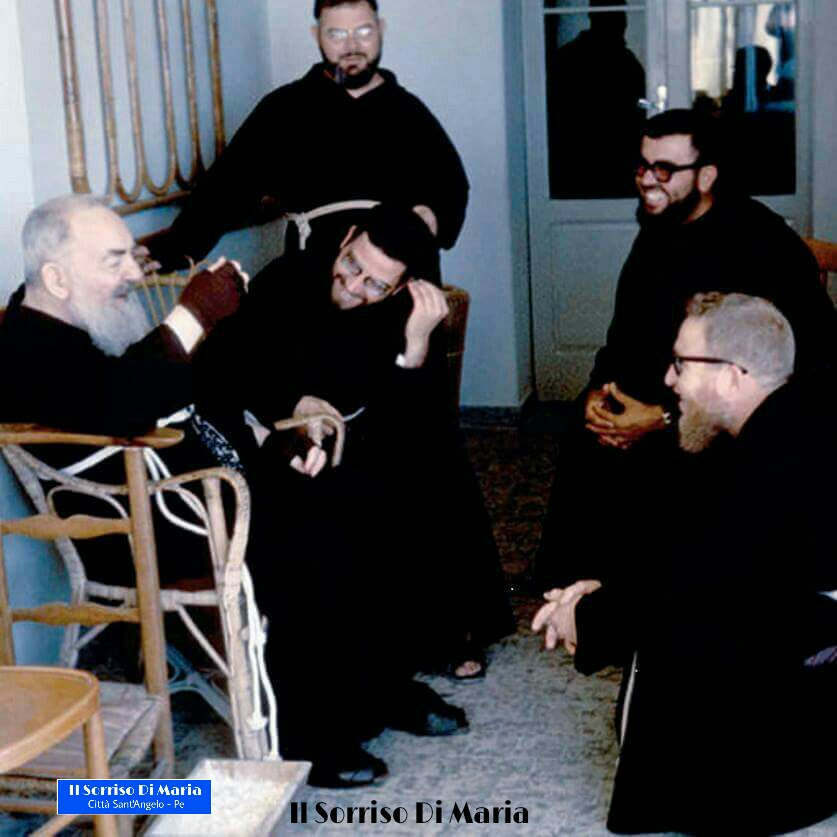 Santo Rosario con Padre Pio: Misteri Gloriosi
